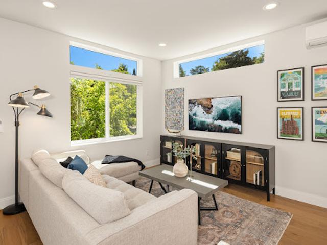 Apartment for sale in Seattle, Washington