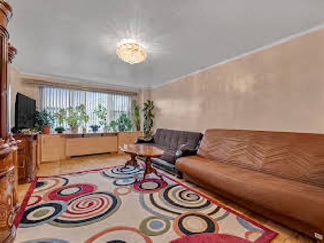 Apartment for sale in Forest Hills