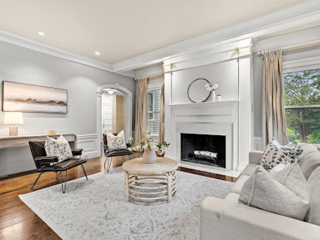 Apartment for sale in Arlington, Massachusetts
