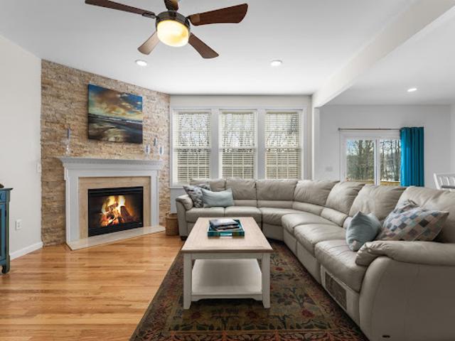 Apartment for sale in Grafton, Massachusetts