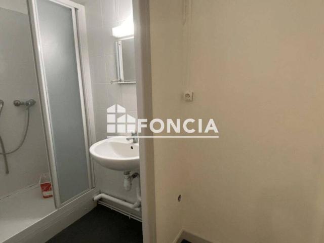 Appartement location à Zone d'activités des Savines, Guilherand-Granges