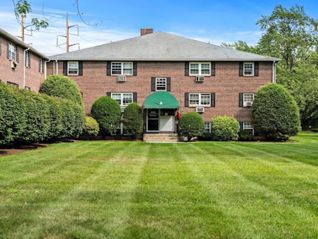 Apartment for sale in Chelmsford, Massachusetts