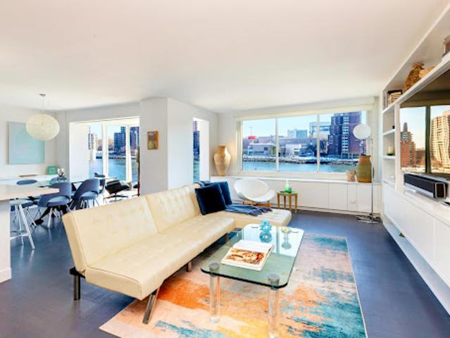Apartment for sale in Arverne, New York