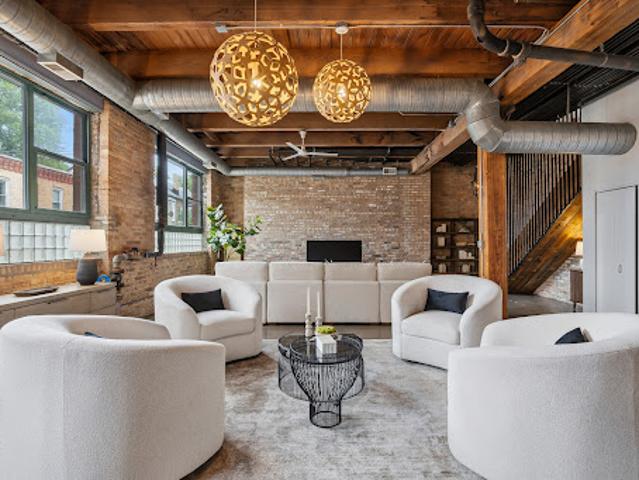 Apartment for sale in Chicago Park, Illinois