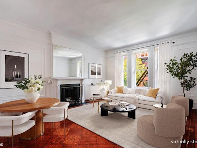 Apartment for sale in Arverne, New York
