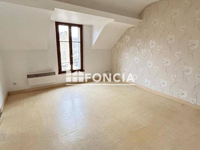Appartement location à Arches, Charleville-Mézières