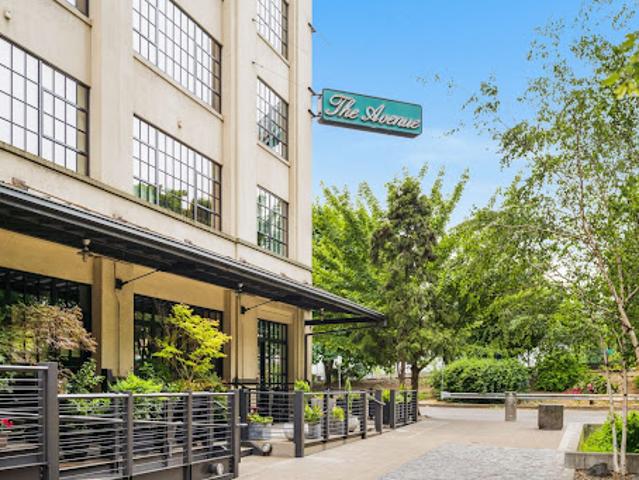 Apartment for sale in Portland