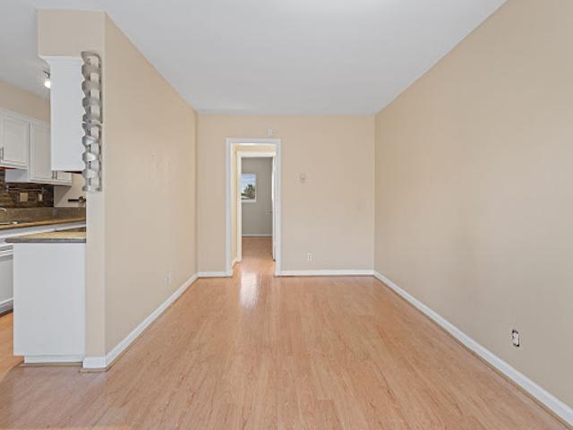 Apartment for sale in Long Beach, California