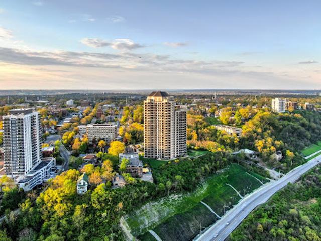 Apartment for sale in Roselawn, Ohio