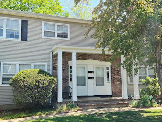Apartment for sale in Monmouth, New Jersey