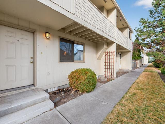 Apartment for sale in Oregonia