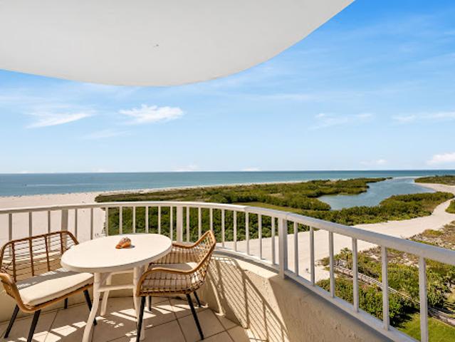 Apartment for sale in Marco Island