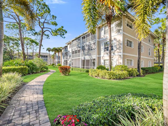 Apartment for sale in Naples, Florida