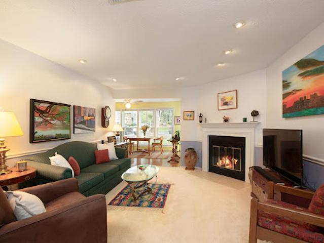 Apartment for sale in Roswell, Georgia