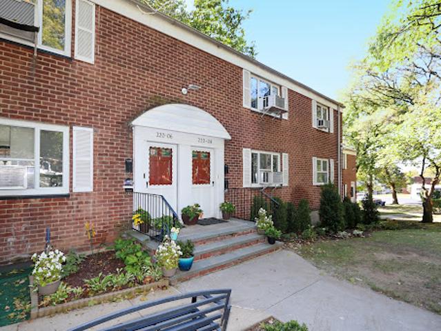 Apartment for sale in Queens, Arverne