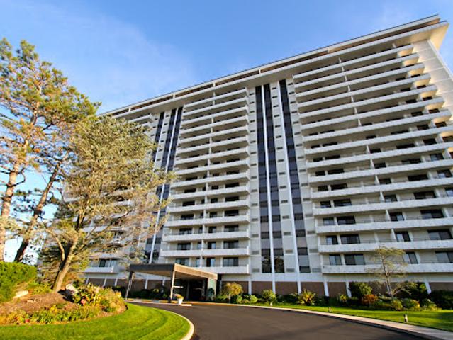 Apartment for sale in Monmouth Beach, New Jersey