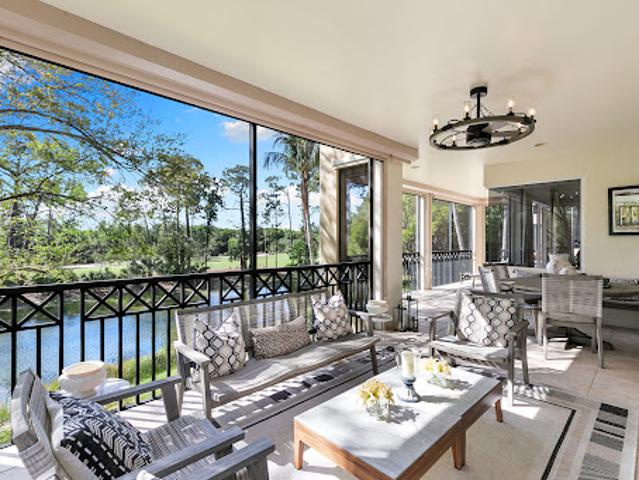 Apartment for sale in Naples, Florida