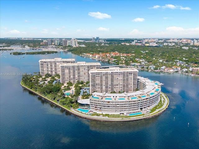 Apartment for sale in Miami, Florida
