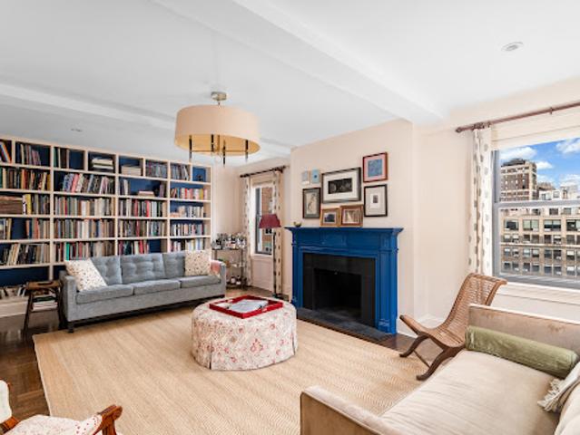 Apartment for sale in Arverne, New York