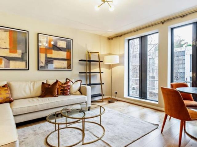 Apartment for rent in Chelsea, Greater London