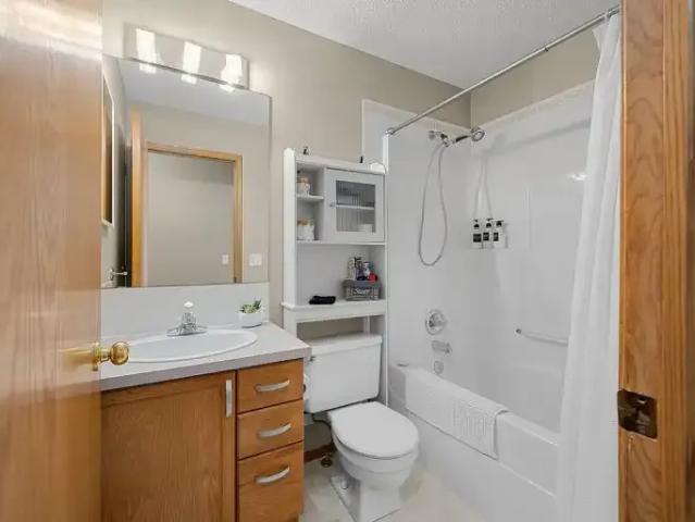 Apartment for rent in Silver Creek, Airdrie
