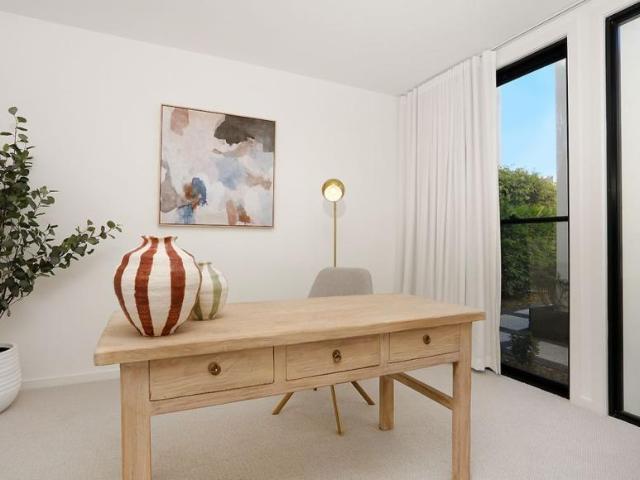 Apartment for sale in Benowa, Gold Coast City