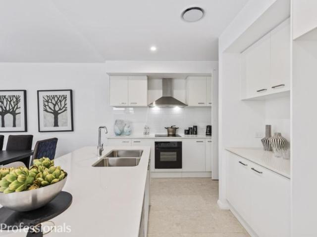 Apartment for sale in Bungalow Park, Burrill Lake