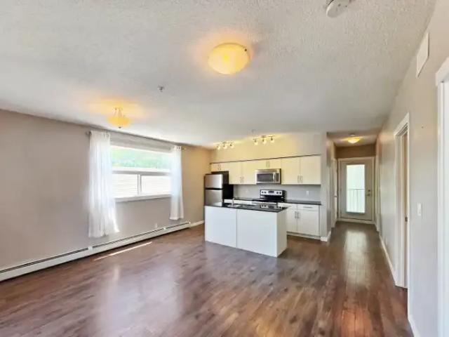Apartment for rent in Northwest, Alberta