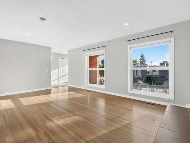 Apartment for rent in Canyon Meadows, Calgary