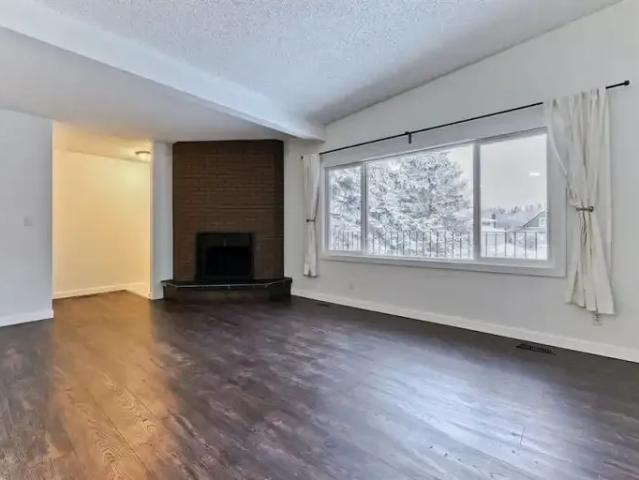 Apartment for rent in Northwest, Alberta