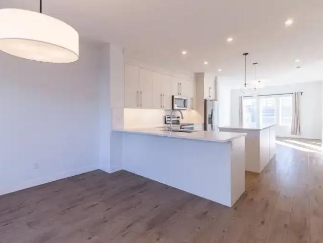 Apartment for rent in Rangeview, Calgary
