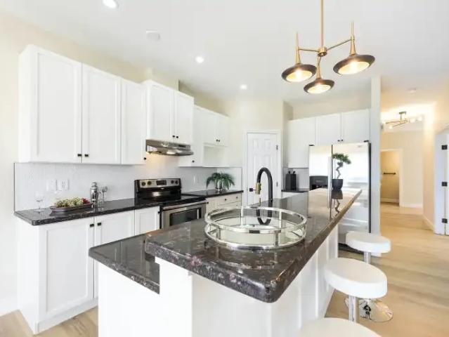 Apartment for rent in Northwest, Alberta