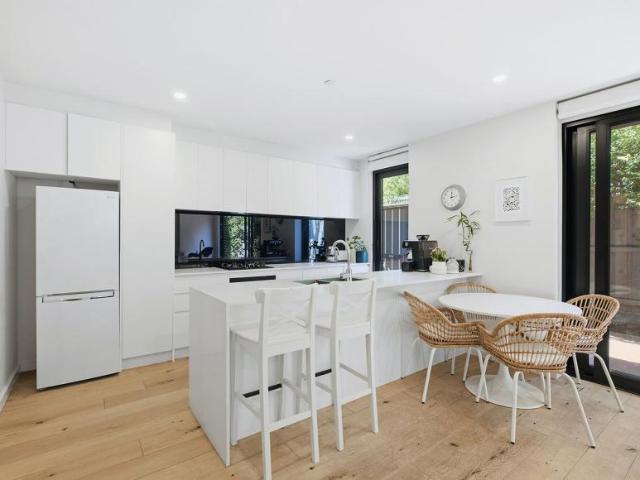Apartment for rent in Carnegie, Melbourne