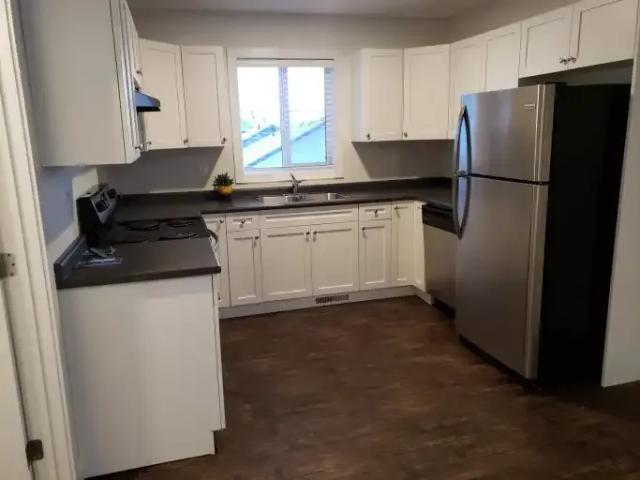 Apartment for rent in Woking, Alberta
