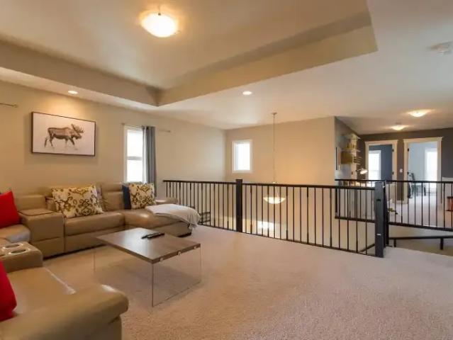 Apartment for rent in Heritage Hills, Town of Cochrane