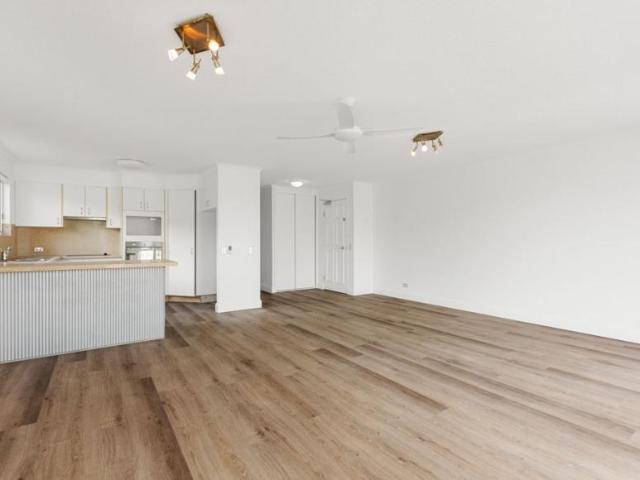 Apartment for rent in Kings Creek, Queensland