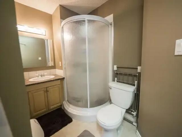 Apartment for rent in Wedgewood, Alberta