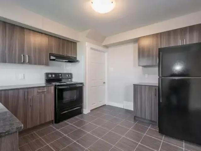 Apartment for rent in Wedgewood, Alberta