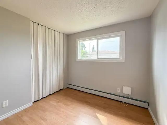 Apartment for rent in Wedgewood, Alberta