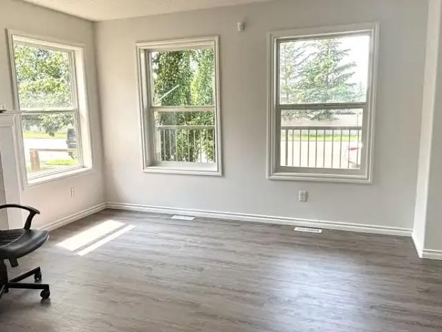 Apartment for rent in Wedgewood, Alberta