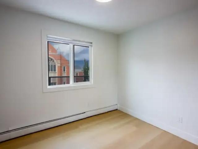 Apartment for rent in Wedgewood, Alberta