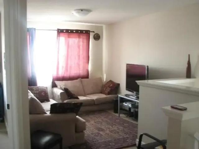 Apartment for rent in Wedgewood, Alberta