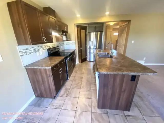Apartment for rent in Wedgewood, Alberta