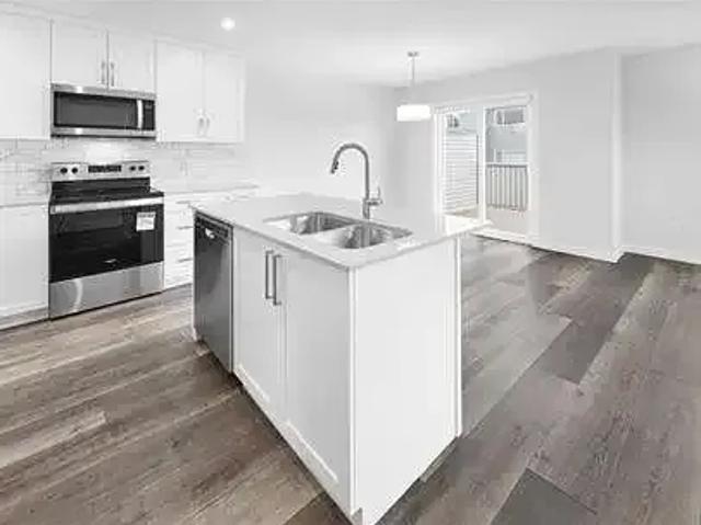 Apartment for rent in Edgemont, Edmonton