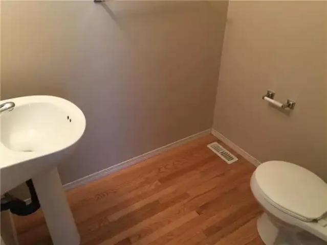 Apartment for rent in Wedgewood, Alberta