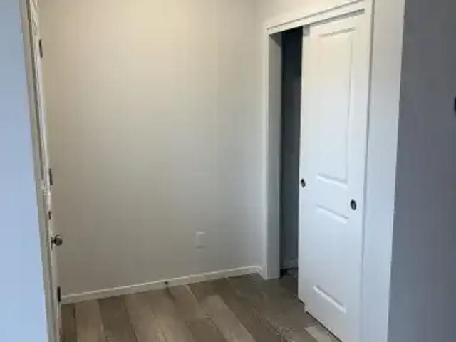 Apartment for rent in Stillwater, Edmonton
