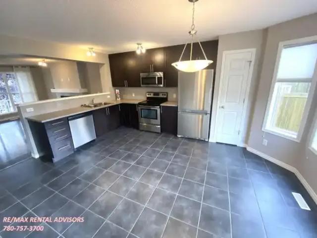 Apartment for rent in Wedgewood, Alberta