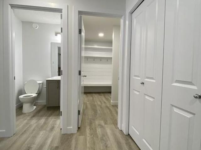 Apartment for rent in Wedgewood, Alberta