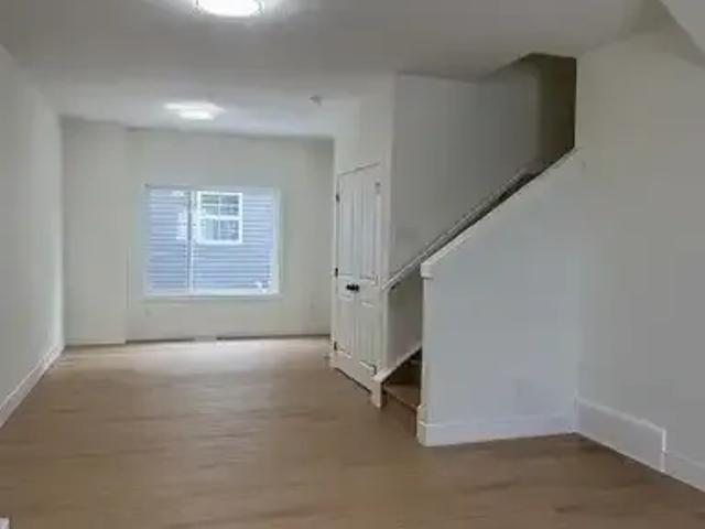Apartment for rent in Wedgewood, Alberta