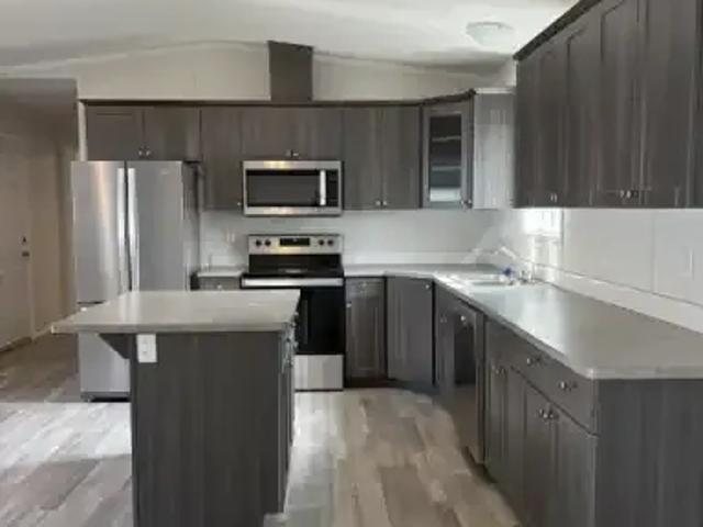 Apartment for rent in Wedgewood, Alberta